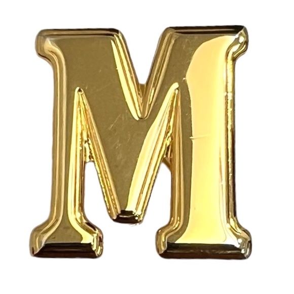 Vintage Jewelry - VINTAGE GOLD TONE "M" BLOCK LETTER BROOCH